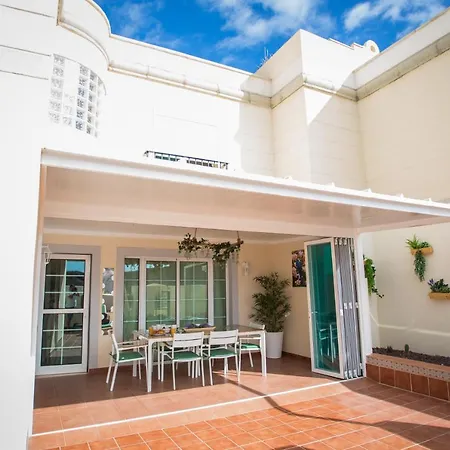 Jazmin Modern House * Mogan